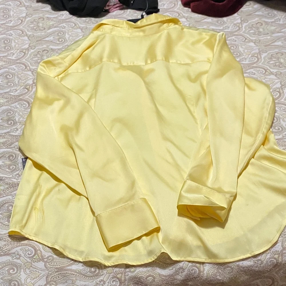 Worthington Yellow Satin Button Down Shirt - Picture 3 of 3